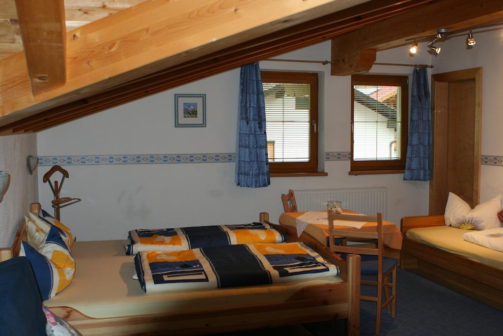 Haus Hildegard Hotel Neustift im Stubaital Phòng bức ảnh